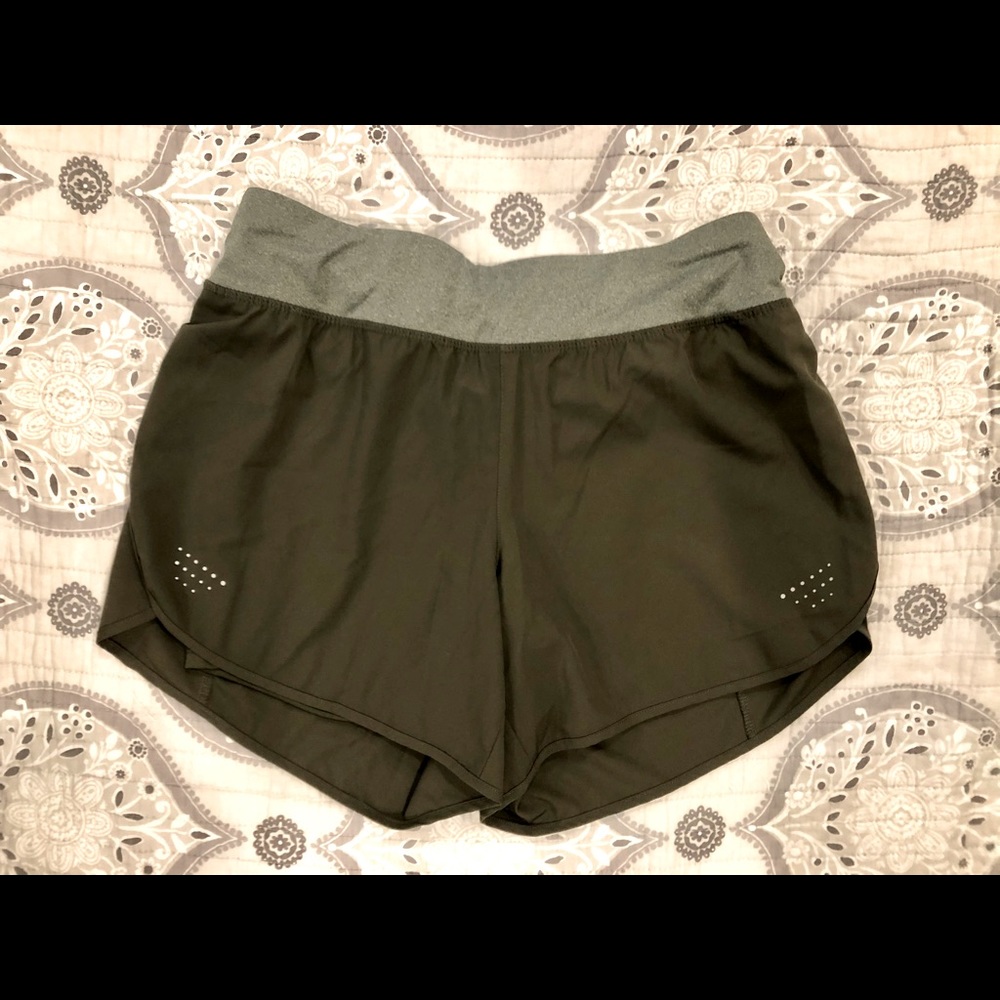 Athletic shorts
